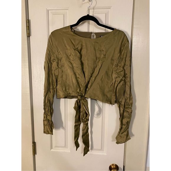 Zara NWT khaki geeen long-sleeve cropped shirt blouse size XL - Picture 1 of 8